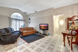 823 E Palm Run Dr, North Lauderdale, FL 33068 Sold 02/24/25