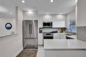 200 Jacaranda Country Club Dr 2c, Fort Lauderdale, FL 33324 Sold 10/01/24