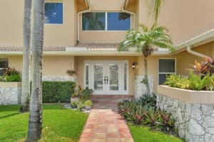461 NW 111th Ave, Coral Springs, FL 33071 Sold 09/25/24