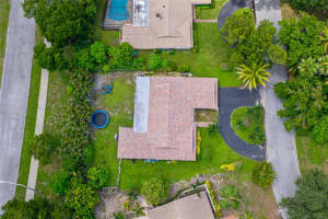 102 NW 83rd Way, Coral Springs, FL 33071 Sold 09/24/24