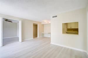 1050 SE 15th St 200, Fort Lauderdale, FL 33316 Sold 01/02/25