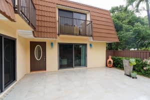 2822 N Waterford Drive, Deerfield Beach, FL 33442 Sold 10/07/24