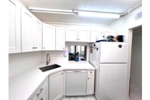 6161 NW 57th Ct 108, Tamarac, FL 33319 Sold 12/06/24