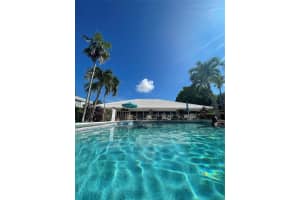 2050 NE 39th St 109 S, Lighthouse Point, FL 33064 Sold 09/16/24