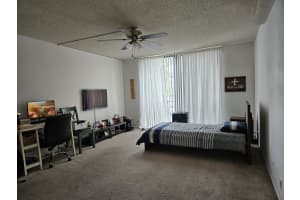 3680 Inverrary Dr 2M, Lauderhill, FL 33319 Sold 12/12/24