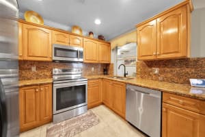 6900 NW 12 ST, Margate, FL 33063 Sold 09/06/24