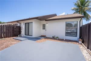 5606 Biscayne Dr, Greenacres, FL 33463 Sold 09/06/24