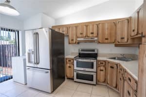 5606 Biscayne Dr, Greenacres, FL 33463 Sold 09/06/24