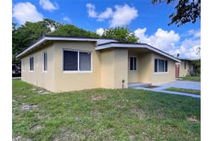 1720 NW 18th St, Fort Lauderdale, FL 33311 Sold 08/08/25