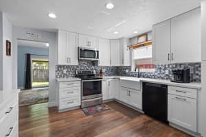 11800 SW 59th St, Cooper City, FL 33330 Sold 11/14/24
