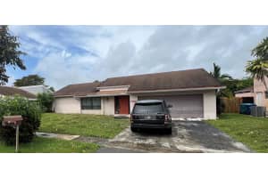 7381 NW 35th Ct, Lauderhill, FL 33319 Sold 12/26/24