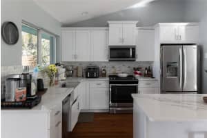 713 NE 17th Ct, Fort Lauderdale, FL 33305 Sold 09/09/24