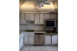 2751 N Palm Aire Dr 605, Pompano Beach, FL 33069 Sold 12/27/24