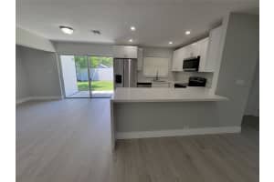 9201 SW 51, Cooper City, FL 33328 Sold 09/27/24