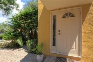 630 NW 2nd Ave, Fort Lauderdale, FL 33311 Sold 09/13/24