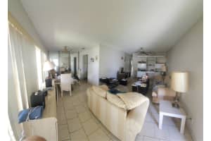 1085 NW 85th Ter 4, Fort Lauderdale, FL 33322 Sold 09/23/24