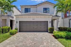 240 NW 36th Ave, Pompano Beach, FL 33069 Sold 10/10/24