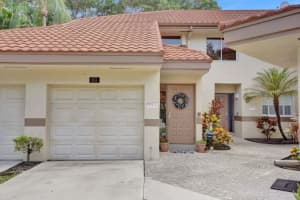 953 NW 93rd Ave 953, Plantation, FL 33324 Sold 09/20/24