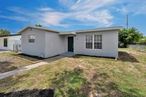 200 Ocean Parkway, Boynton Beach, FL 33435 Sold 10/02/24