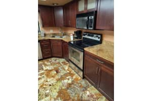 119 Deer Creek Rd 206, Deerfield Beach, FL 33442 Sold 04/17/25