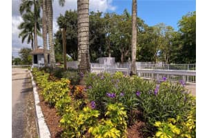 103 Royal Park Dr 1G, Oakland Park, FL 33309 Sold 12/02/24