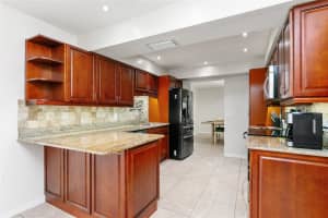 3760 NW 108th Dr, Coral Springs, FL 33065 Sold 02/07/25