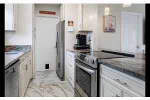 1317 SE 2nd Ave, Deerfield Beach, FL 33441 Sold 12/30/24