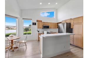 7231 Ashford Ln, Boynton Beach, FL 33472 Sold 04/03/25