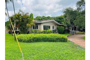 2811 NE 53rd Ct, Lighthouse Point, FL 33064 Sold 12/20/24