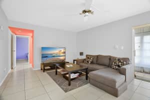 335 W Laurel Dr 3M, Margate, FL 33063 Sold 09/27/24