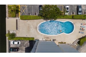 400 Diplomat Pkwy 403, Hallandale Beach, FL 33009 Sold 09/27/24