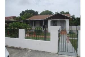 432 NW 32nd Ct, Miami, FL 33125 Sold 12/27/24