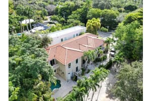 3185 WASHINGTON ST, Coconut Grove, FL 33133 Sold 04/21/25