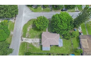 1850 NW 126th St, Miami, FL 33167 Sold 09/11/24