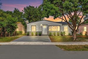 121 NW 53rd St, Oakland Park, FL 33309 Sold 09/20/24