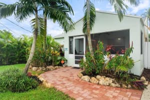 2410 Arthur St, Hollywood, FL 33020 Sold 01/20/25
