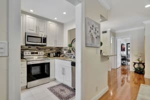 1951 NE 39th St 333, Lighthouse Point, FL 33064 Sold 09/24/24