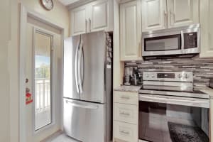 1951 NE 39th St 333, Lighthouse Point, FL 33064 Sold 09/24/24