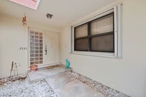 3351 Emerald Oaks Dr 103, Hollywood, FL 33021 Sold 09/13/24