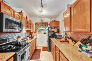 4500 NE 15 Ter, Pompano Beach, FL 33064 Sold 09/27/24