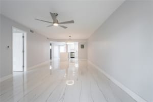 811 S Hollybrook Dr 109, Pembroke Pines, FL 33025 Sold 11/04/24