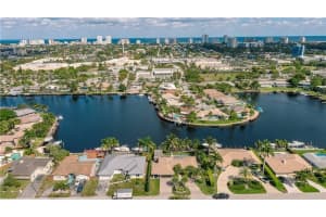 1310 SE 7th Ave, Pompano Beach, FL 33060 Sold 09/19/24