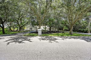 11301 SW 49th Place, Davie, FL 33330 Sold 10/25/24