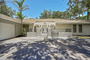 11301 SW 49th Place, Davie, FL 33330 Sold 10/25/24