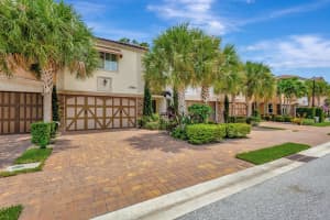 15752 Italian Cypress Way 15752, Wellington, FL 33414 Sold 10/25/24