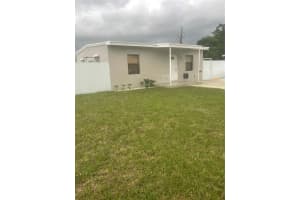 2500 NW 157th St, Opa-Locka, FL 33054 Sold 10/22/24