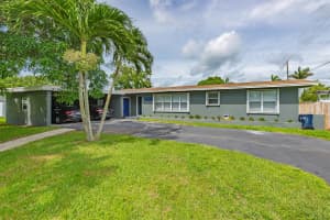 27280 SW 166th Ave, Homestead, FL 33031 Sold 10/31/24