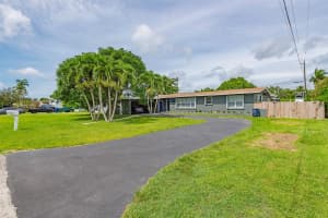 27280 SW 166th Ave, Homestead, FL 33031 Sold 10/31/24