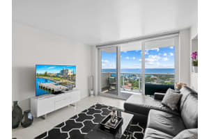 2701 N Ocean Blvd 12C, Fort Lauderdale, FL 33308 Sold 11/18/24