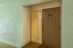 3450 Twin Lakes Ter 203, Fort Pierce, FL 34951 Sold 03/26/25